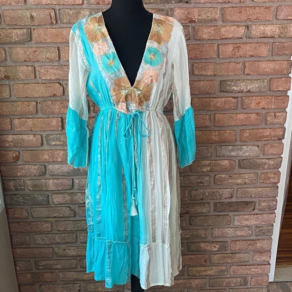 Elegant Floral Embroidered Dress - Turquoise and Cream